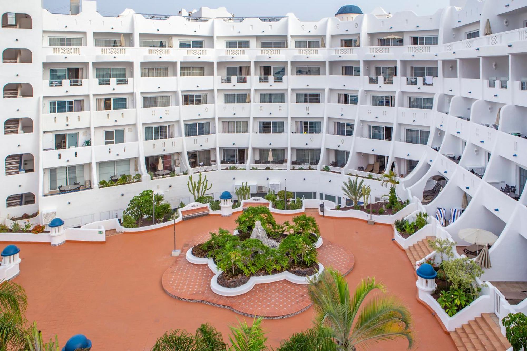 ซานตา บาร์บารา กอล์ฟ แอนด์ โฮเชียน คลับ บาย ไดมอนด์ รีสอร์ต Aparthotel ซานมิเกลเดียโบนา ภายนอก รูปภาพ